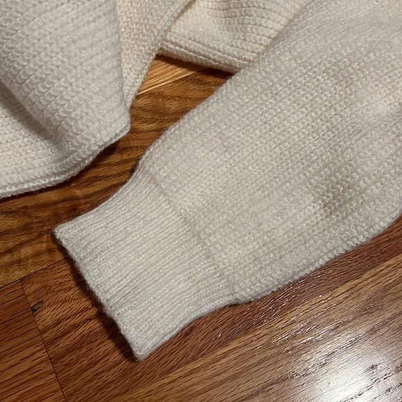 Cropped shrug - Picture 7 of 7